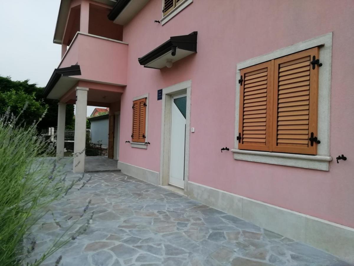 Apartmani Vesna Buje Dış mekan fotoğraf