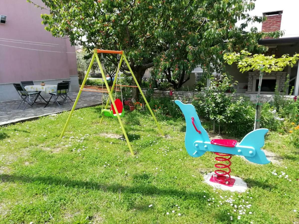 Apartmani Vesna Buje Dış mekan fotoğraf